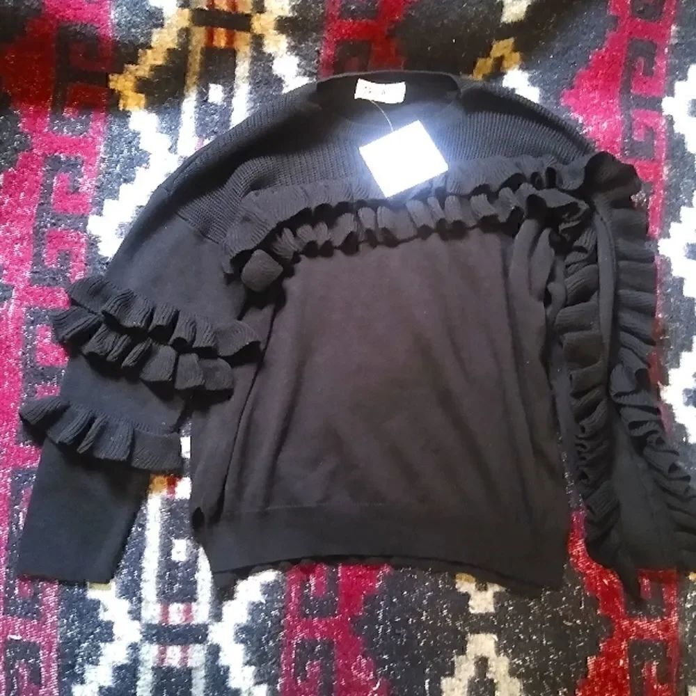 🆕 SEEK The Label Asymmetrical Ruffle Sleeve Boho Sweater Black Small